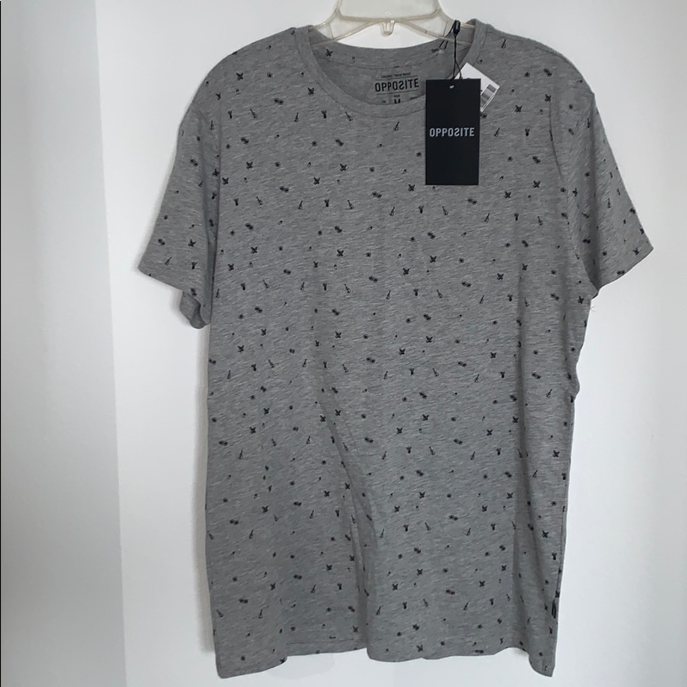 Opposite Men T-Shirt Meduim